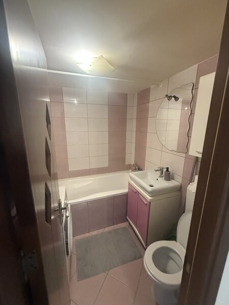 Piata Sudului, de vanzare 2 camere, decomandat, renovat mobilat, utilat,